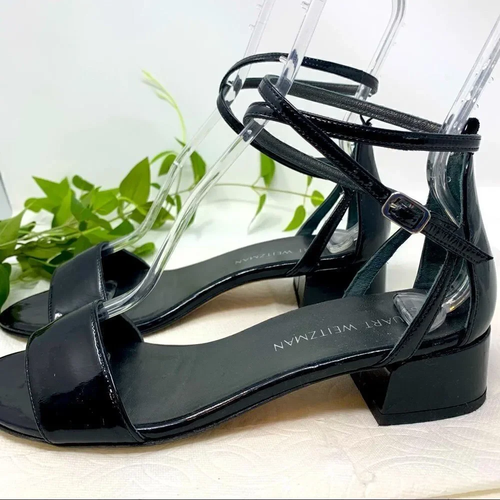 Stuart Weitzman Pewee Patent City Black Sandal size 8